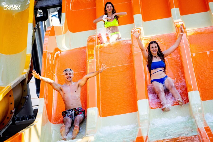 Oasis - water slide at Energylandia Water Park Zone